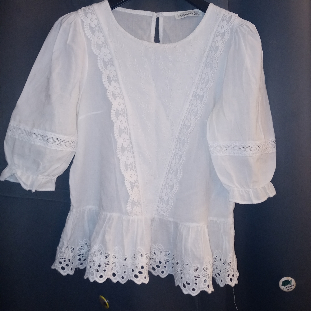 TOPSHOW white lace peplum embroidered blouse size S
